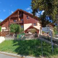 Auberge La maison de Catherine, hotell i Puy-Saint-Pierre