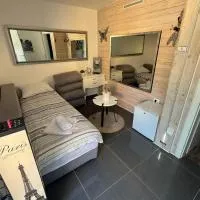 HA-LU Studio Apartman, hotel i Jurdani