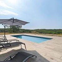 Villa Alfaro, hotel v destinaci Saint-Cernin-de-Larche