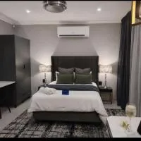 F'leur Guesthouse, хотел в Мокопане