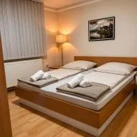 Royal Apartmani, hotel em Negotin