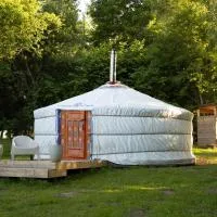 Countryside yurt near Tõrva โรงแรมในJõgeveste