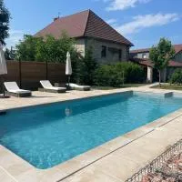 Le Domaine Du Clos, Hotel in Tourmont