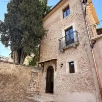 Arcem, hotel v destinaci Calascio