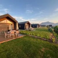 Rekreačné domy Marina Cabin House, готель у місті Bobrovník