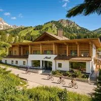 Hotel Mesdi, hotel a Arabba