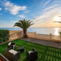 Apartamento en Salou Primera Linea de Mar con Vistas، فندق في سالو