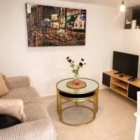 יחידת דיור חדשה עם גינה ומקלט - היחידה בגליל, Hotel in Kirjat Schmona