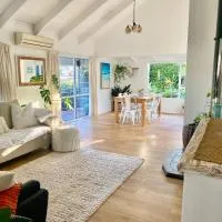 Tairua Tides - Relaxed Coastal Retreat, ξενοδοχείο σε Tairua