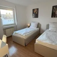 For workers in Kötz, Günzburg, A8, Appartment with 4 beds, Garage, Hotel in Großkötz