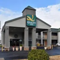 Quality Inn Calhoun North I-75, hotel en Calhoun