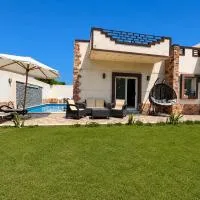 Nubian Villa with Private Pool, hotel v destinaci Naj‘ al Aḩwāl