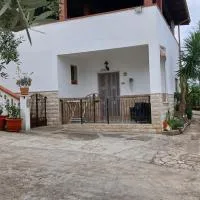 La Casa Del Nonno: Ischitella'da bir otel