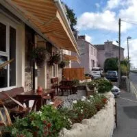 Glendower Hotel, hotel u gradu Goodwick