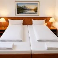 Hotel Hoyers 24h Check-in,Pinneberg, Free Parking and WiFi, hotel u gradu 'Prisdorf'