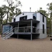 2 Bedroom Cabin Farm Retreat, hotel di Boyup Brook