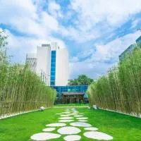 Holiday Inn Express - Ya'an City Center by IHG, hotel en Ya'an