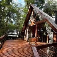 Cabana Canarinho Ecoparque Águas Brancas, hotel i Três Coroas