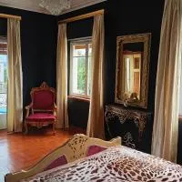 IRIS baroque apartment, hotel en Eleusis