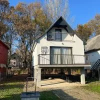 Officium P47, hotel i Rakamaz