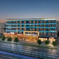 Vienna International Hotel Guangzhou Baiyun International Airport Branch - Free Shuttle Bus to Guangzhou Baiyun International Airport & Free Deliver Service to Canton Fair Complex During Canton Fair Period, hotel v destinaci Huadu