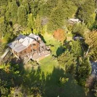 Barraco Lodge, хотел в Puelo