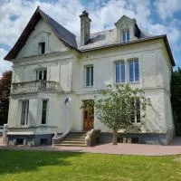 La Casa des Frangins โรงแรมในSaint-Romain-de-Colbosc