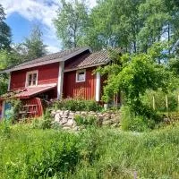 Humlebo stuga med bastu, hotel v destinácii Söderköping