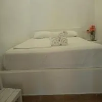 ''RENATA'' Studio, hotel a Kithnos