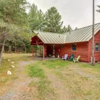 Lakefront Home with Private Dock, Pebble Beach & Enclosed Porch - Dogs Welcome, hotel in Greenville Junction