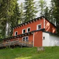 miki Chalets, hotel v destinácii Pack