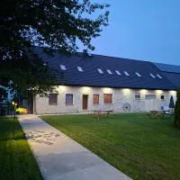 WINNICA 61 - Pokoje, hotel em Krotoszyce