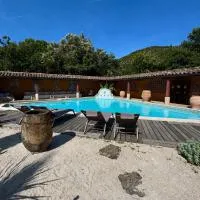 L'Hacienda, hotel a Mialet