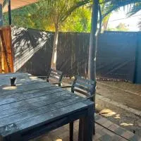 Blue Moon Guest Rooms, hotel v mestu Bellville