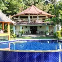 Villa Cantik Sambirenteng, hótel í Gretek