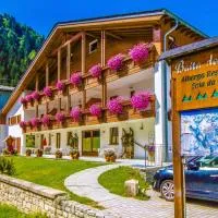 Baita dei Pini, hotel v destinaci Campodolcino