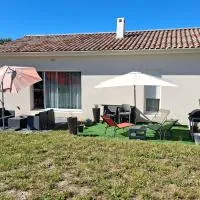 Coux में, होटल Maison individuelle 6 personnes
