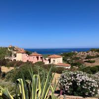 Beach Home Sardegna Calarossa- Spectacular views&Snorkeling, hotel u gradu Izola Rosa