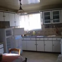 jenny's apartment、ヴロンダトスのホテル