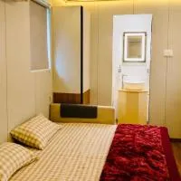 Living big in a Container home, hotell sihtkohas Cherai Beach