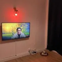 Studio cosy aux portes de Paris à 5 min de st Lazarre, hótel í Asnières