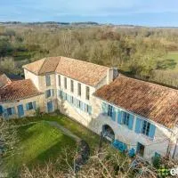 Deux appartements de charme dans une ancienne tannerie de pierre - Lectoure、レクトゥールのホテル
