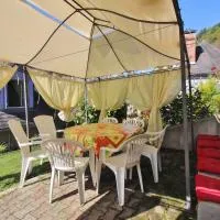 Appartement charmant à Juncalas - 30 m² - Vue sur la montagne, hotel in Juncalas
