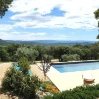 La Ben Quiade, hotel v destinaci Saint-Saturnin-dʼApt