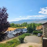 Modern Apartment in Escadarcs, 60 sqm with Mountain View, Hotel in Escardacs