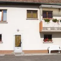 Maison enchanteur à Berrwiller avec jardin paisible, hotel u gradu 'Berrwiller'