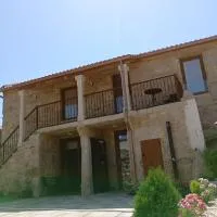 Albergue Turistico En Armenteira A Fragua do Ferreiro, hotel v destinácii Santa María