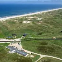 Henne Mølle Å Badehotel, hotel v destinaci Henne Strand