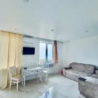 Sea Breeze Apartment in Pivdenne Odesa Region、ユージヌィのホテル
