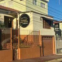 POUSADA BOA NOITE x no centro próximo a rodoviária de Atibaia, хотел в Атибая